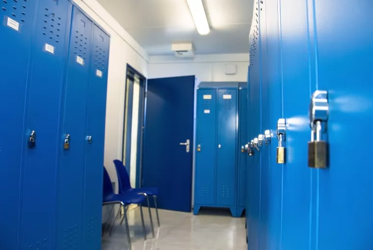 besoin d'un vestiaire? 